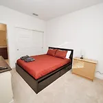 Luxury 3 Bedroom House Near Sacramento Airport